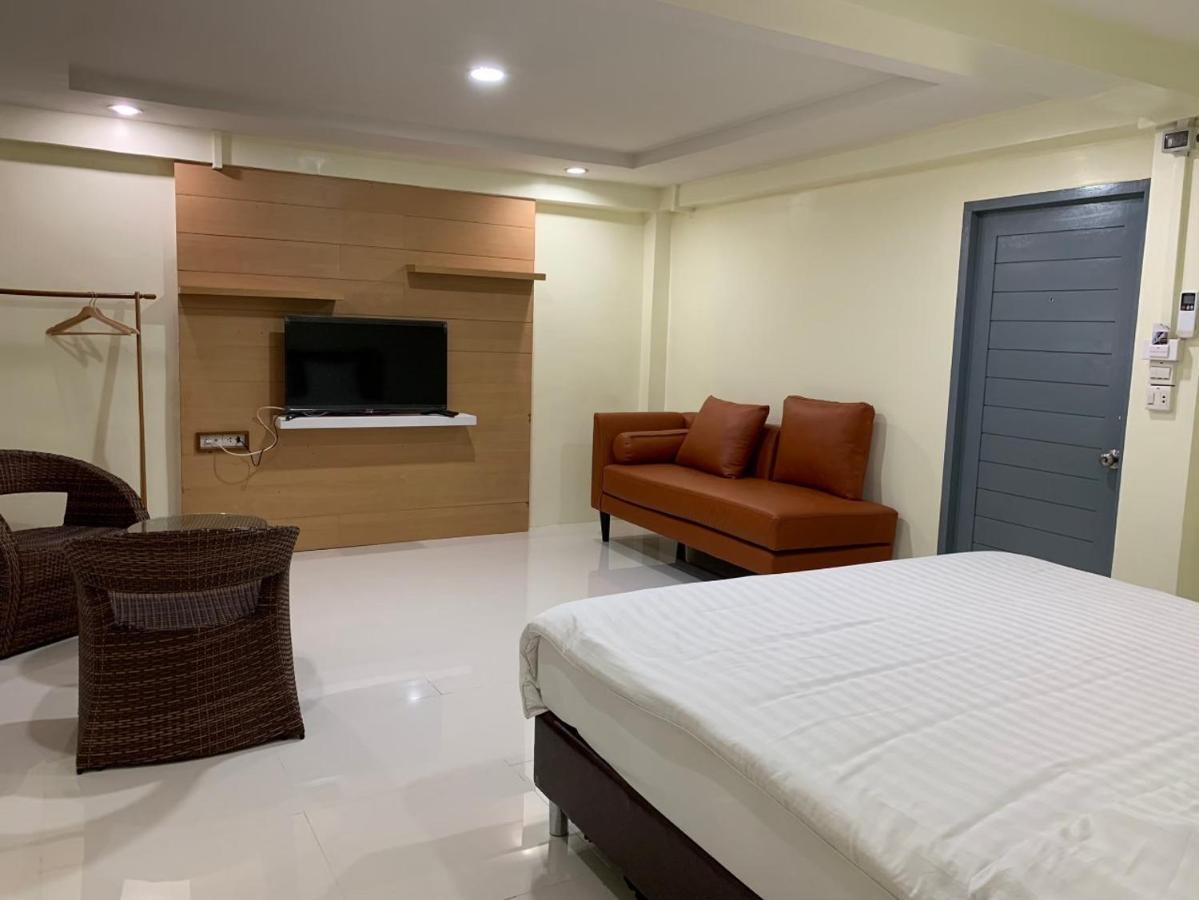 Petchsiri Room เพชรสิริรูม Ban Sai Mai Extérieur photo