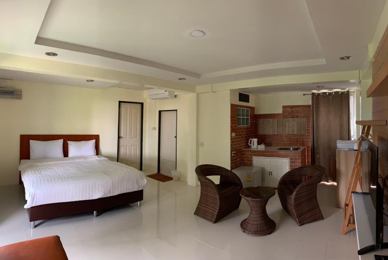 Petchsiri Room เพชรสิริรูม Ban Sai Mai Extérieur photo