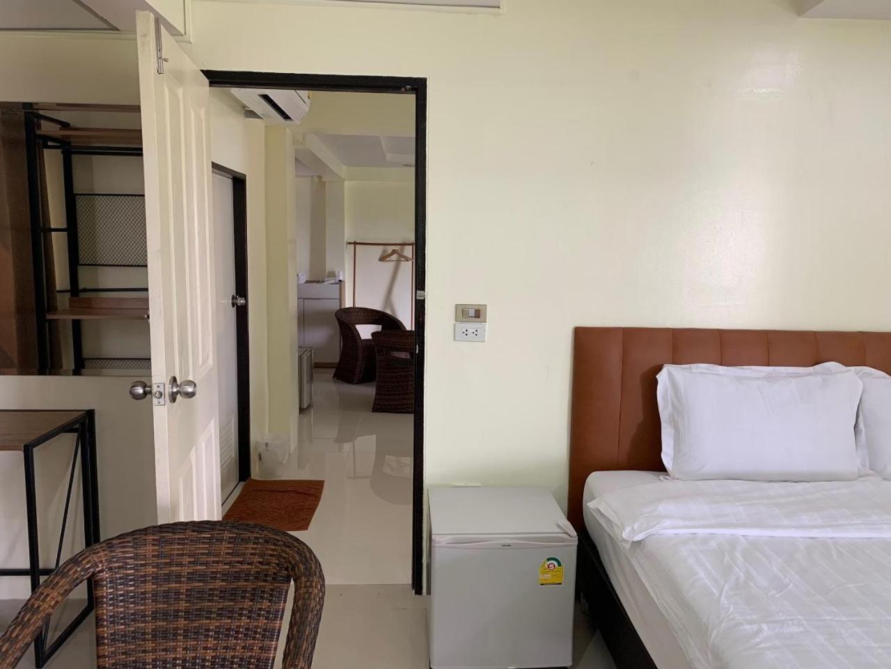 Petchsiri Room เพชรสิริรูม Ban Sai Mai Extérieur photo